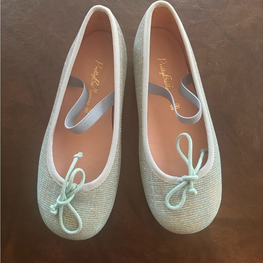 Pretty Ballerinas sparkly baby blue ballet flats